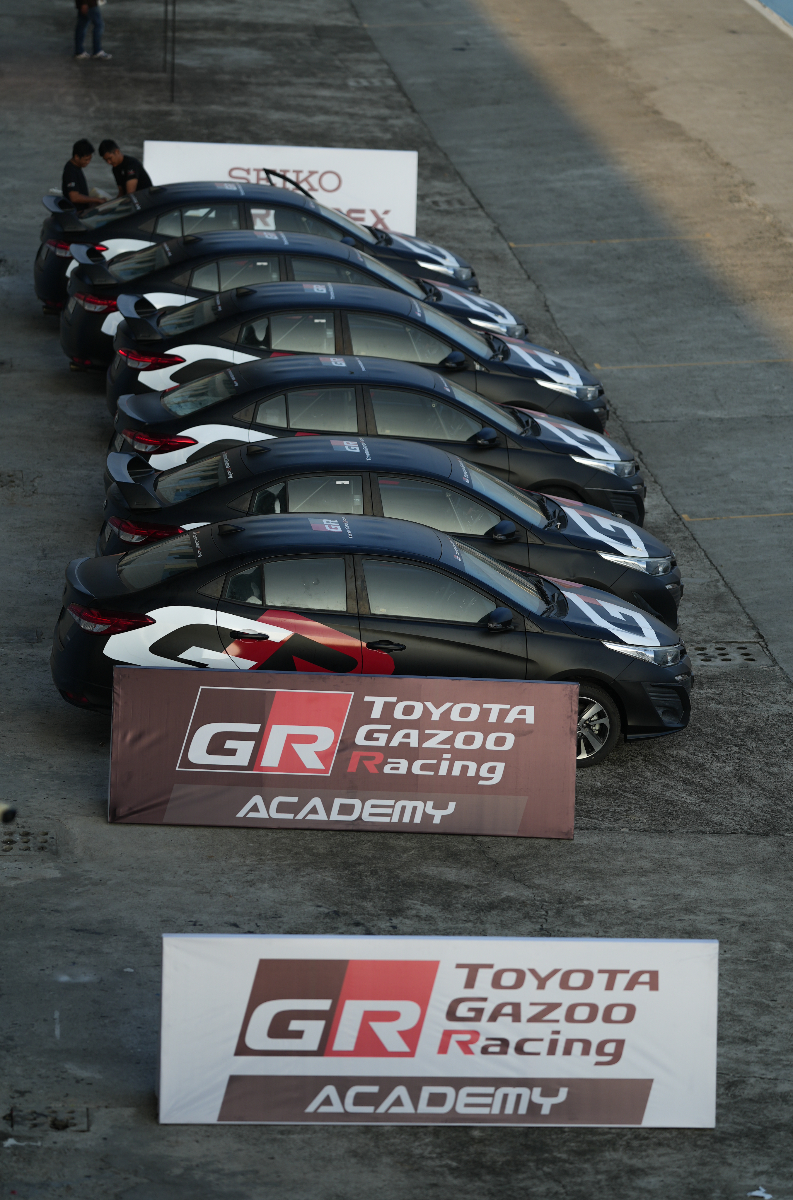 Dealership Banner